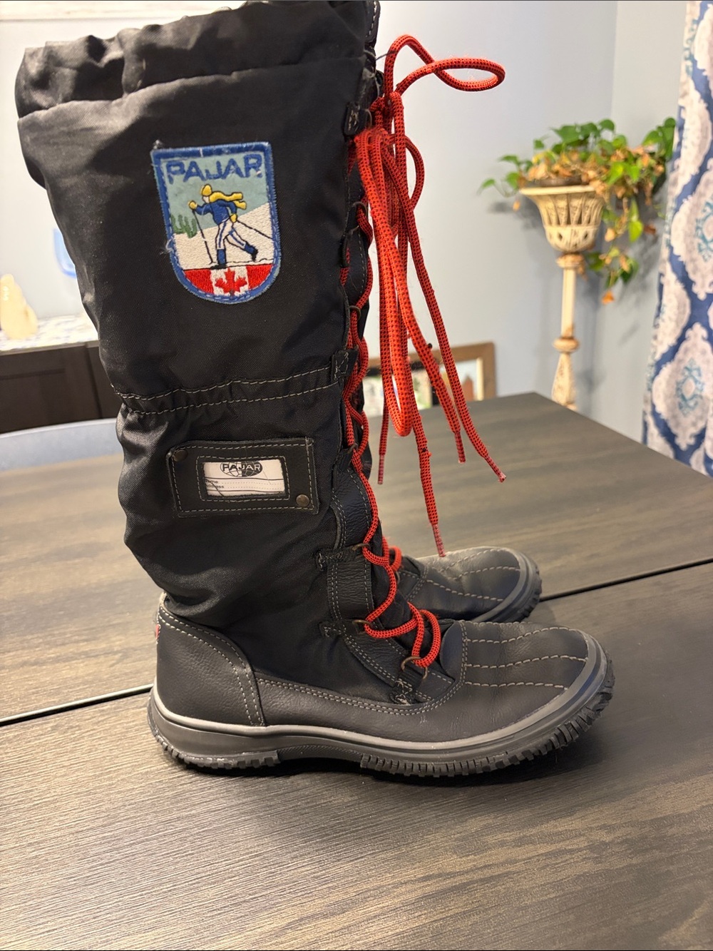 Pajar Canada Grip Tall Winter Snow Boots Black Red Laces Sz EUR 39 US 8 8.5